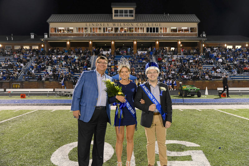 homecoming queen and king during halftime of the LWU football 2022