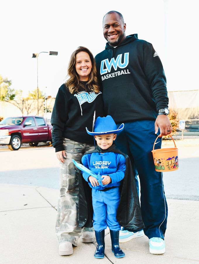 Lindsey Wilson University 'Safe Halloween' Attracts more than 1,100 Area Residents