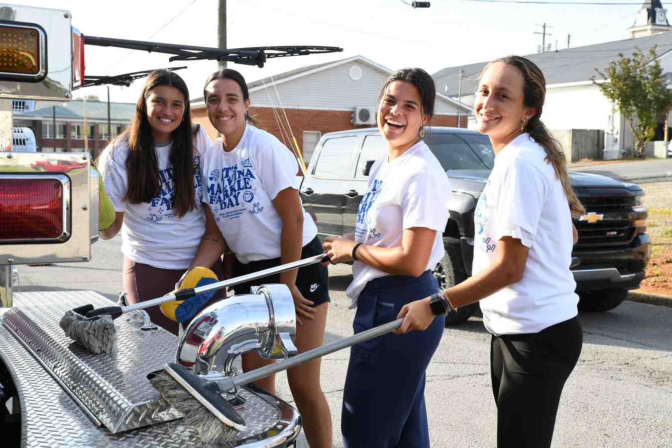 Lindsey Wilson College Gives Back to the Community on Malvina Farkle Day