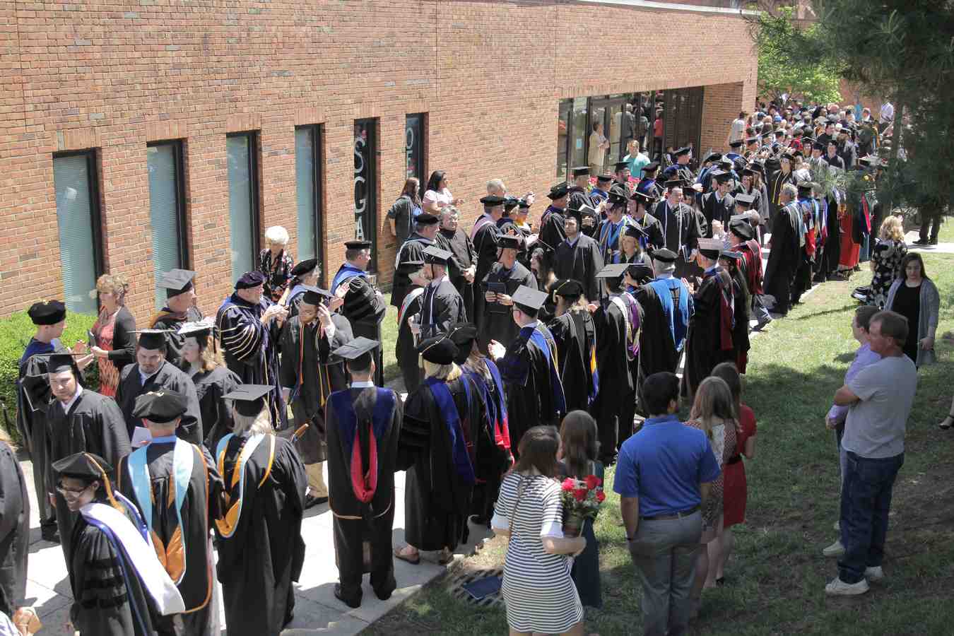 LWC to Hold 114th Commencement Ceremony on Saturday, Guests Must Have a Ticket to Attend