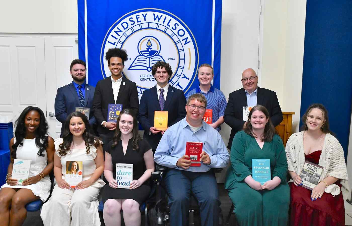 Lindsey Wilson University Honors Students, Staff Who 'Live, Learn, Lead'