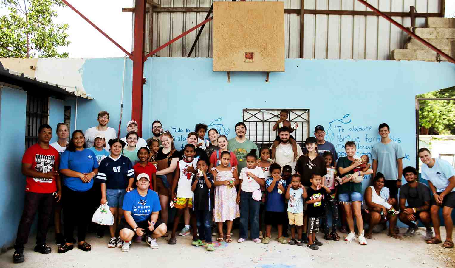 Mission Trip to the Dominican Republic Broadens the Horizons of Lindsey Wilson University Group